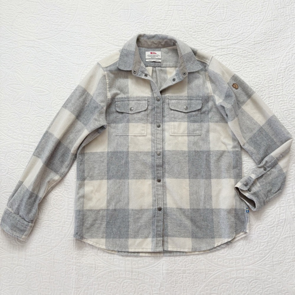 Fjallraven Women's Canada Shirt, Fog / Chalk White (Sz L,‎ Comfort Fit)